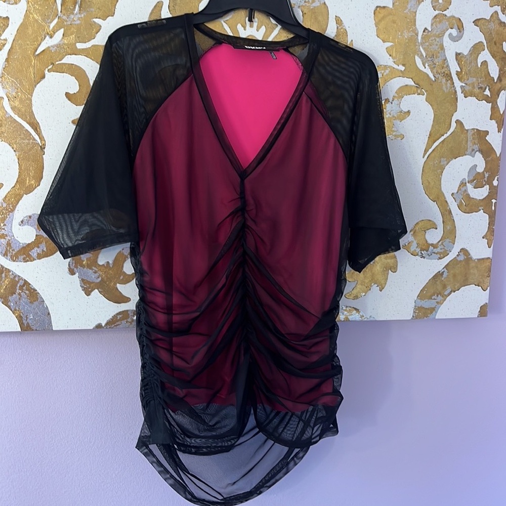 DKNY Size XL Pink & Black Mesh Cinch Y2K Top